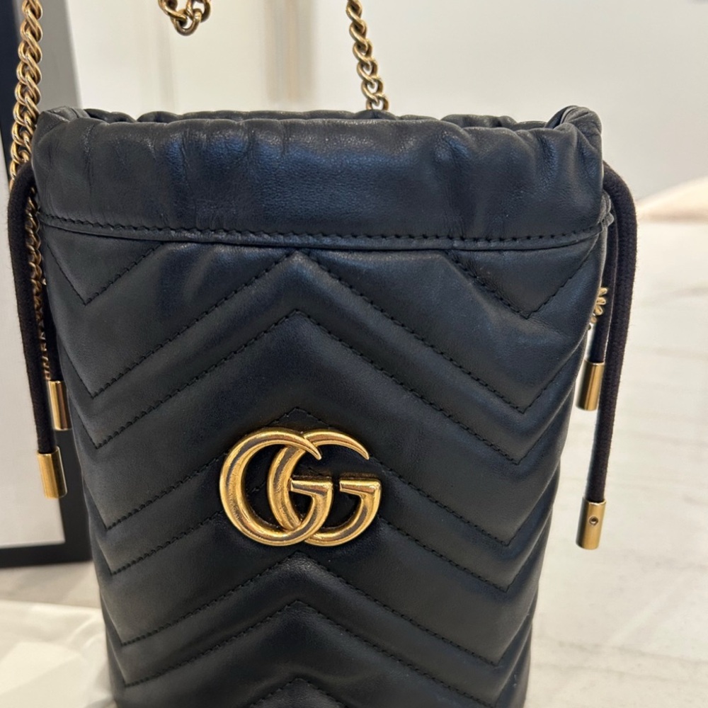 Authentic Gucci Black Quilted Leather Bag. Excellent condition